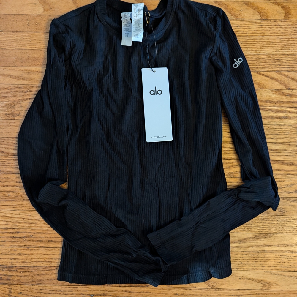 NWT ALO Yoga Black Ribbed Sea Coast Long Sleeve Top Size small